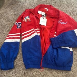 NWT WEAR by Erin Andrew’s Patriots Jacket Small